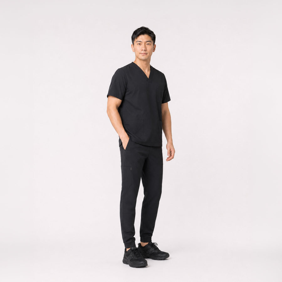 Cuello V con Pantalón - Negro